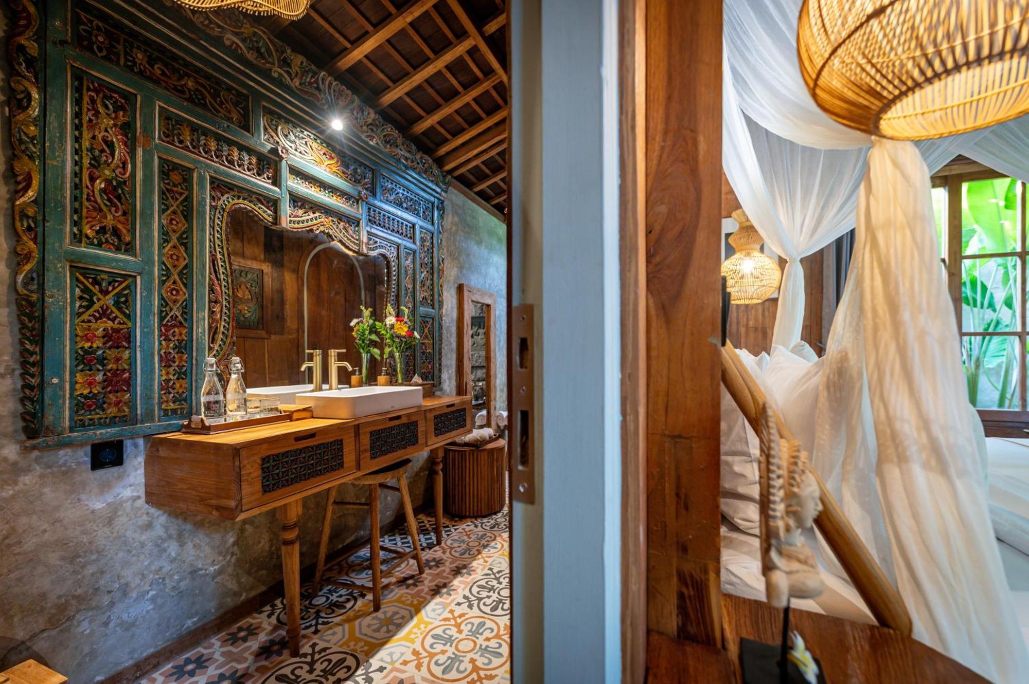 Kubu Kayu Villas Seminyak  Exterior photo