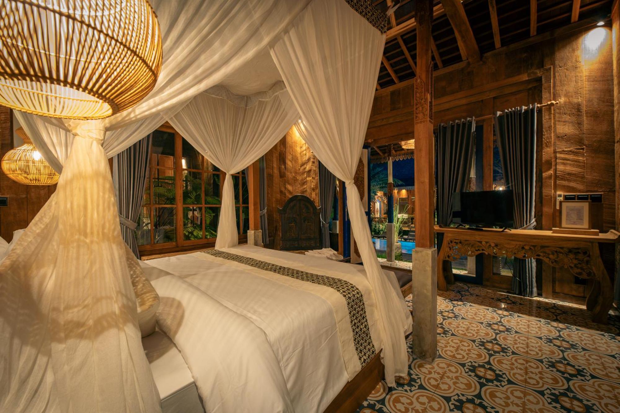 Kubu Kayu Villas Seminyak  Exterior photo